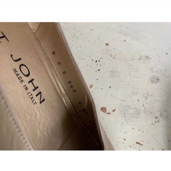 vintage St John heels - Picture 11 of 11